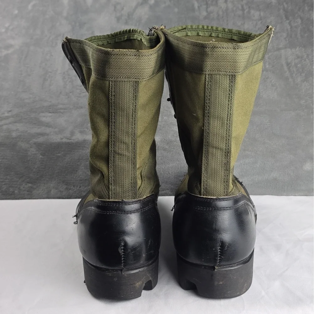 vintage US military Vietnam War-era combat jungle boots 10 R 6-70 Spike Protect
